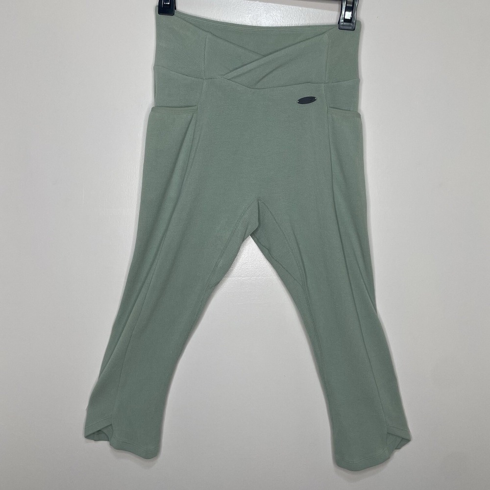 Gymshark High Rise Poise Cropped Leggings Women's Size Small - Mint‎ Green
